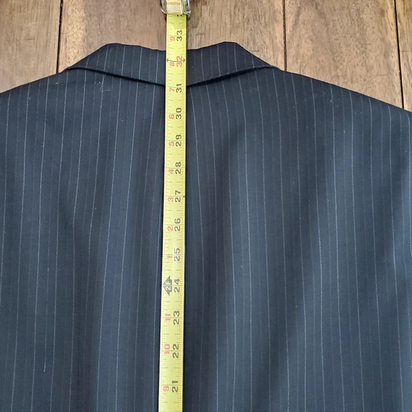 Hart Schaffner Marx Chicago Pinstripe Black Men's Suit Jacket: 44R Pants: 36 - Picture 5 of 16